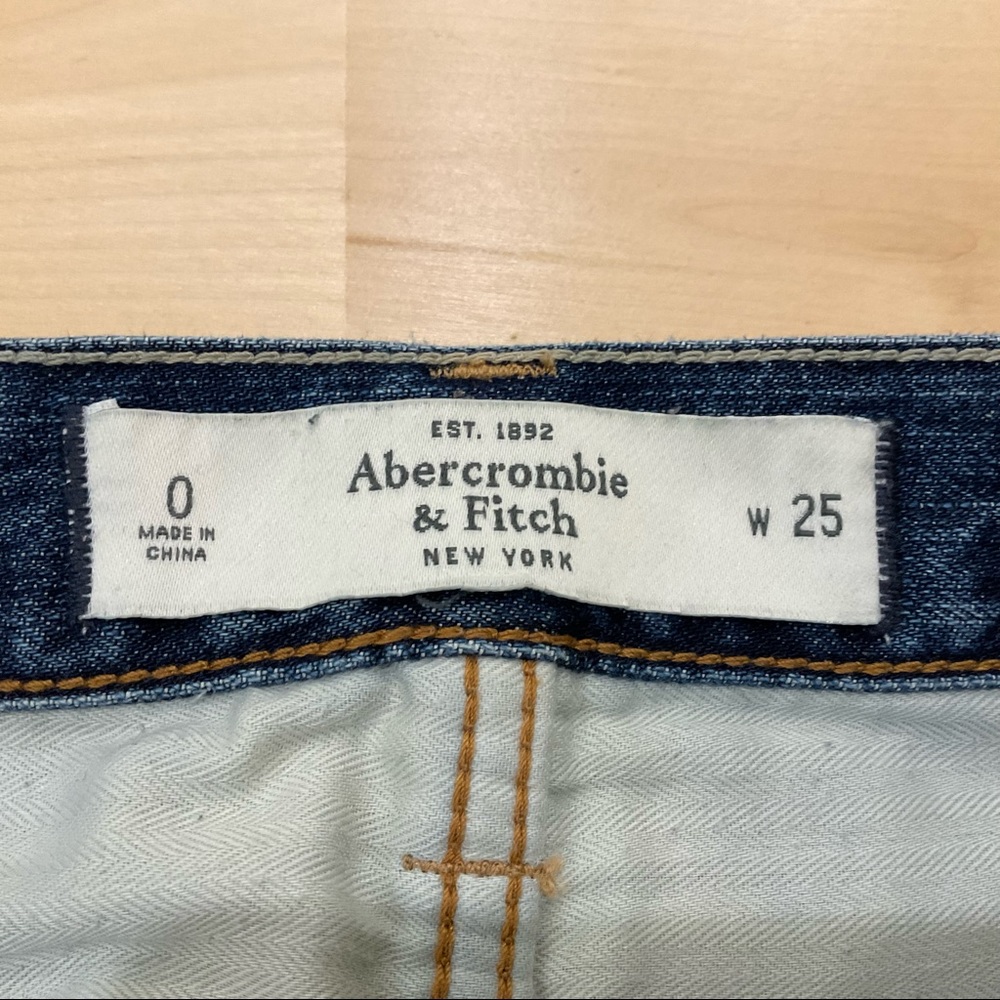 Abercrombie & Fitch Boyfriend Button Fly Straight Leg Jeans 25 - Picture 12 of 16